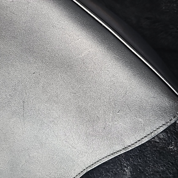 Coach Shoulder Bag - Picture 4 of 11